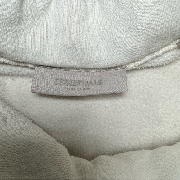 Essentials Fear Of God Cream Sweatshirt Sz S - Picture 6 of 6